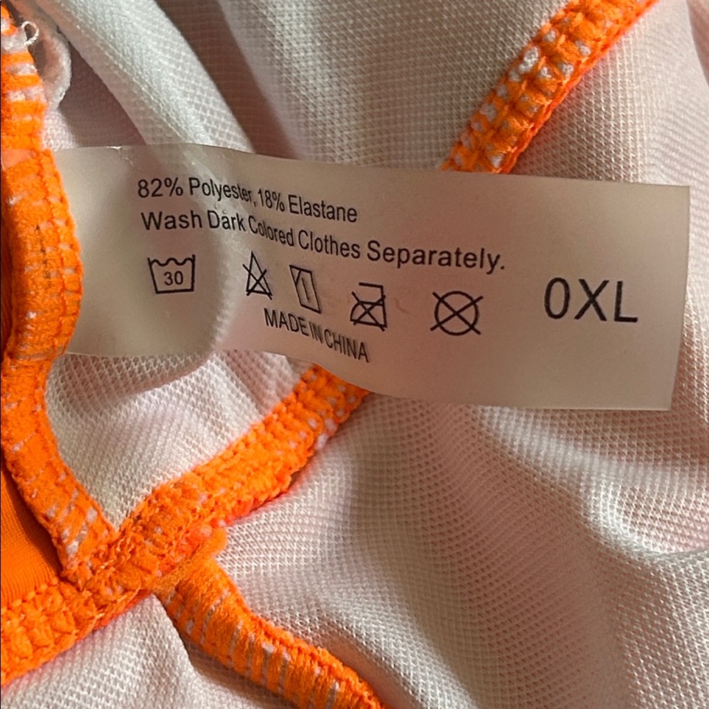 Elegant Orange Women's One-Piece Swimsuit - Picture 4 of 4
